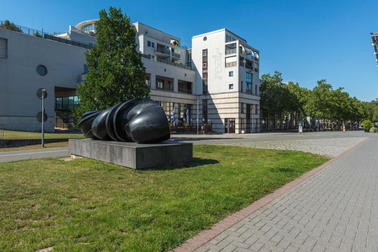 Limehome Wolfsburg Porschestrasse Экстерьер фото