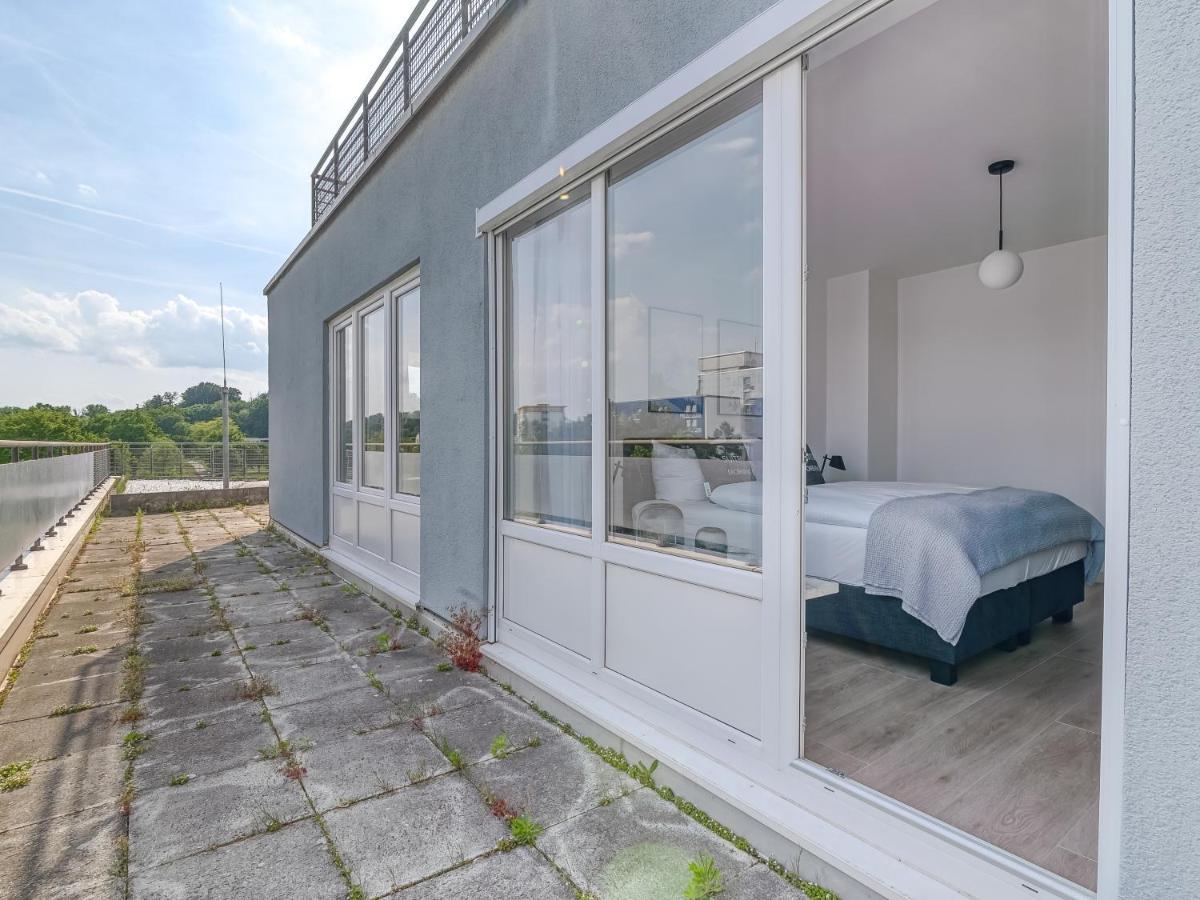 Limehome Wolfsburg Porschestrasse Экстерьер фото